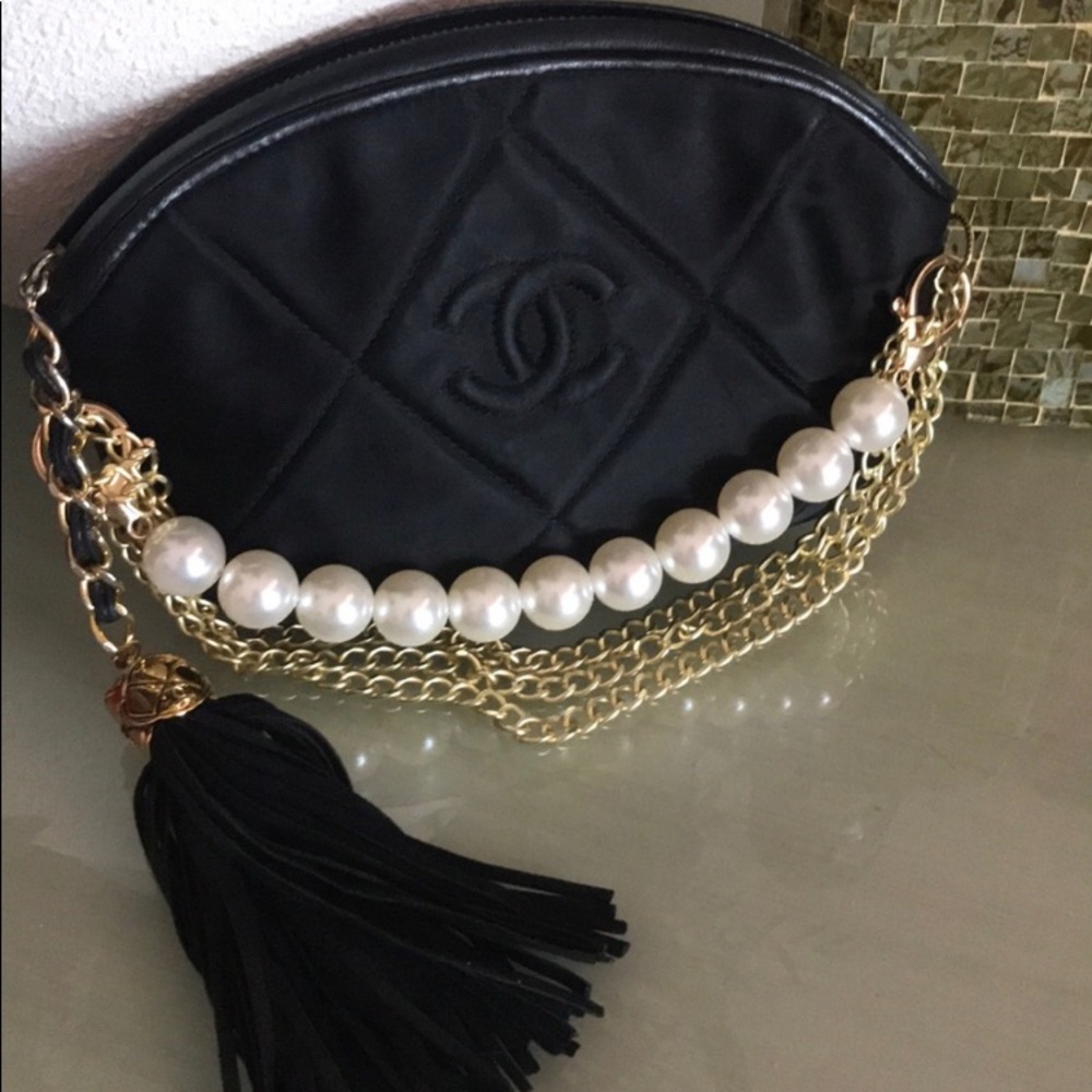 CHANEL